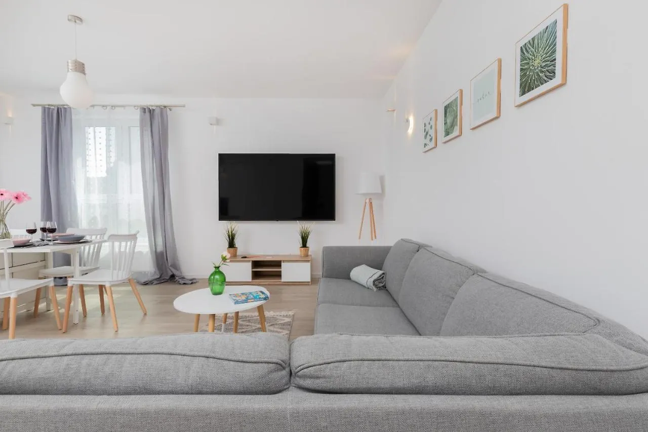 Garnizon Apartment For 6 Guests With Parking & Balcony By Noclegi Renters Gdansk