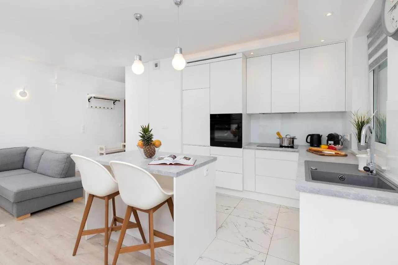 Garnizon Apartment For 6 Guests With Parking & Balcony By Noclegi Renters Gdansk